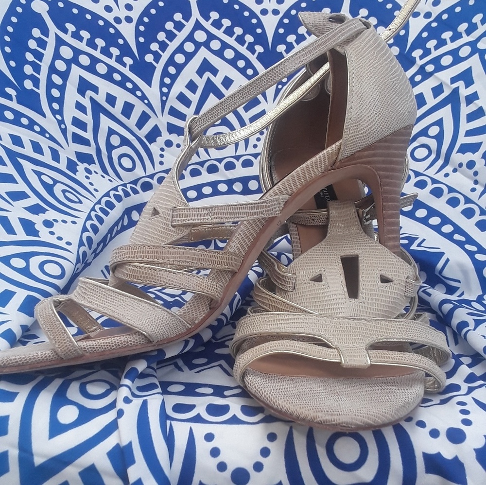 Ann Taylor Gladiator strappy sandals